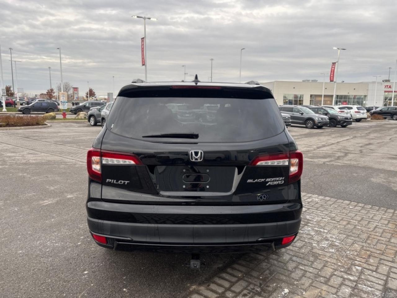 2021 Honda Pilot Black Edition  - Cooled Seats Photo