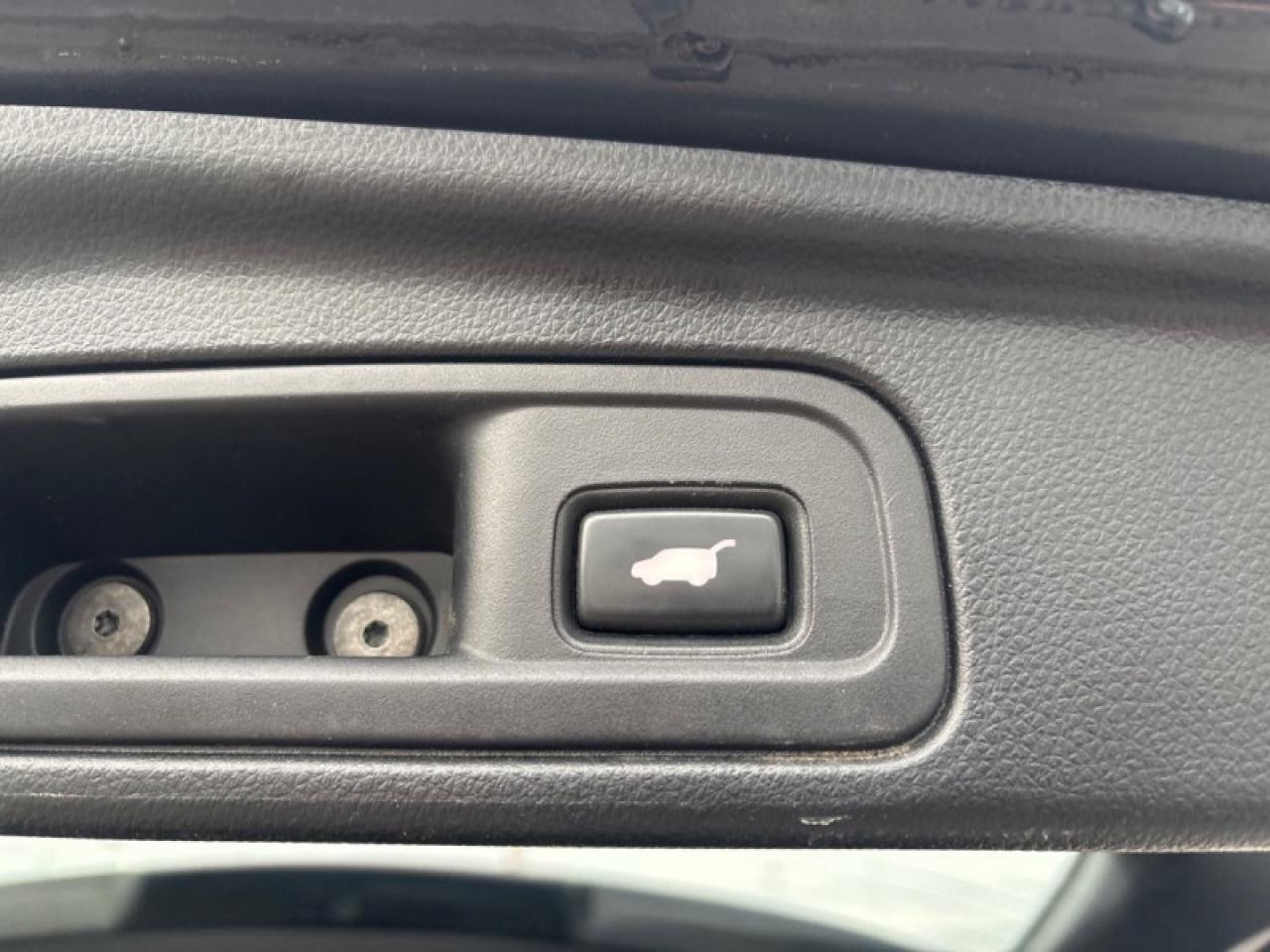 2021 Honda Pilot Black Edition  - Cooled Seats Photo