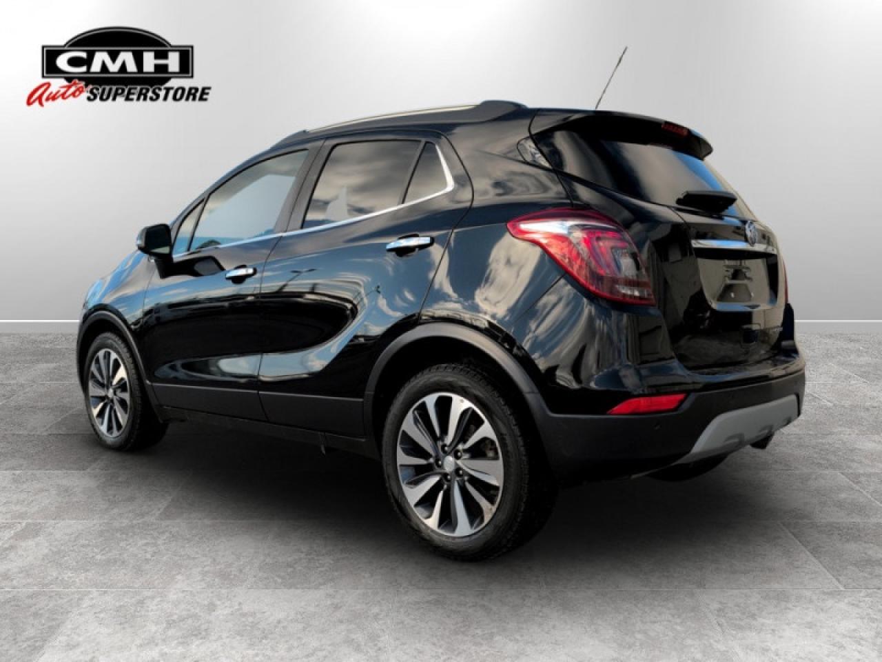 2019 Buick Encore Essence  **VERY LOW MILEAGE** Photo2