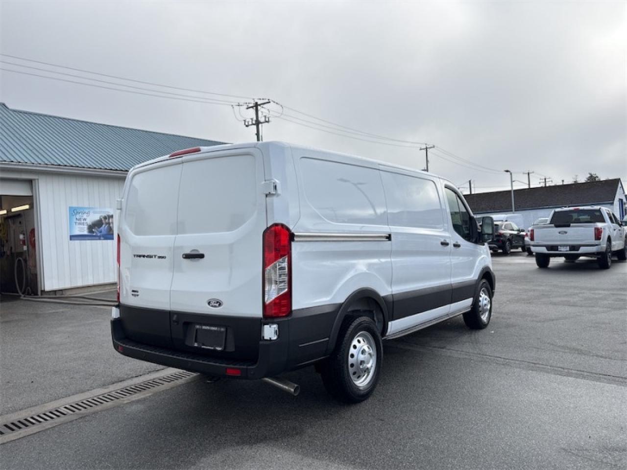2026 Ford Transit Cargo Van BASE Photo4