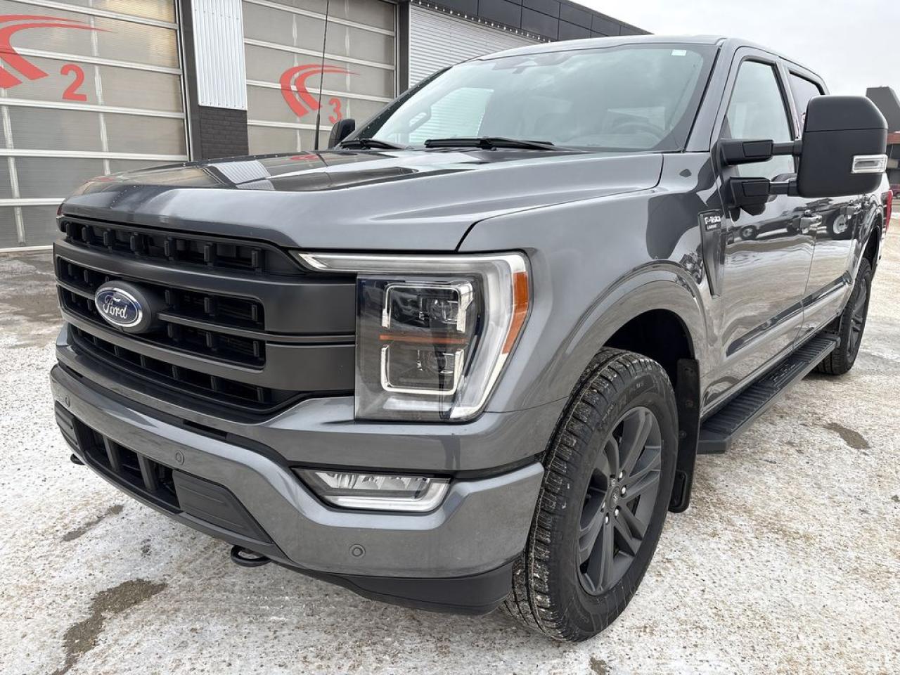 2023 Ford F-150 Lariat Photo1