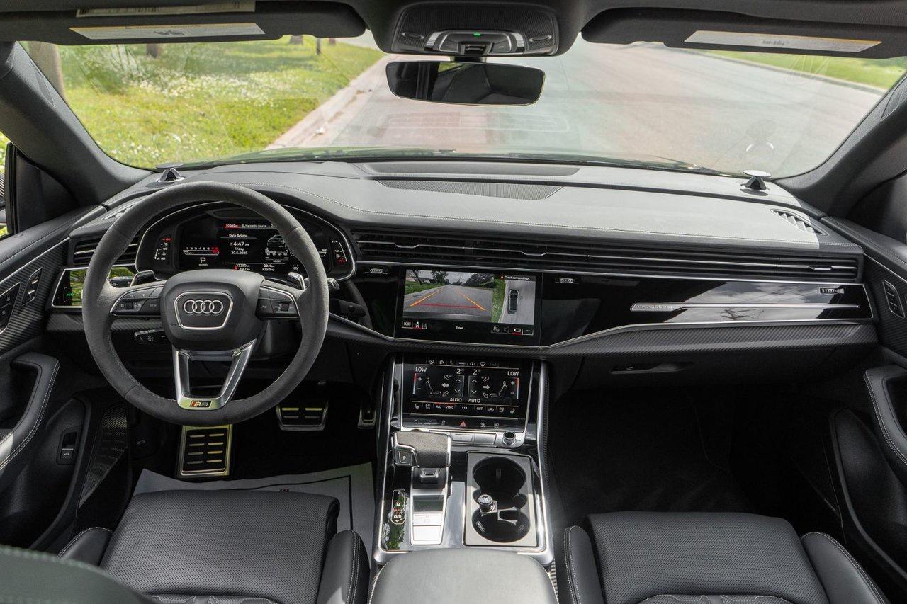 2023 Audi RS Q8  Photo