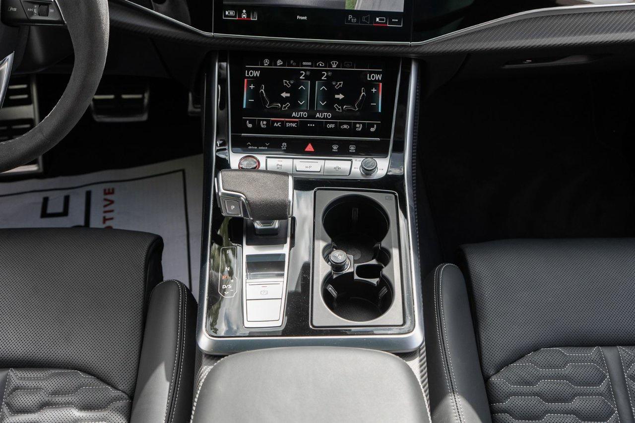 2023 Audi RS Q8  Photo