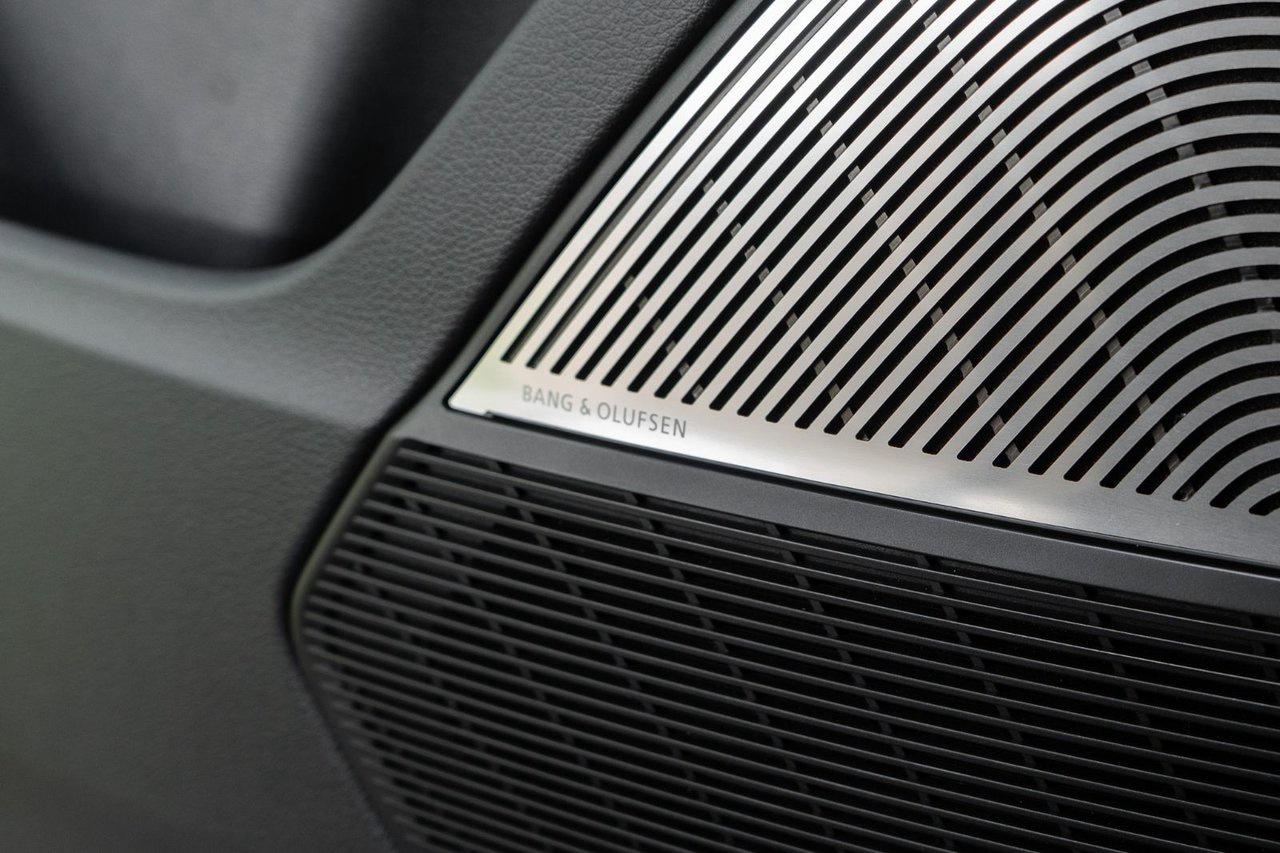 2023 Audi RS Q8  Photo