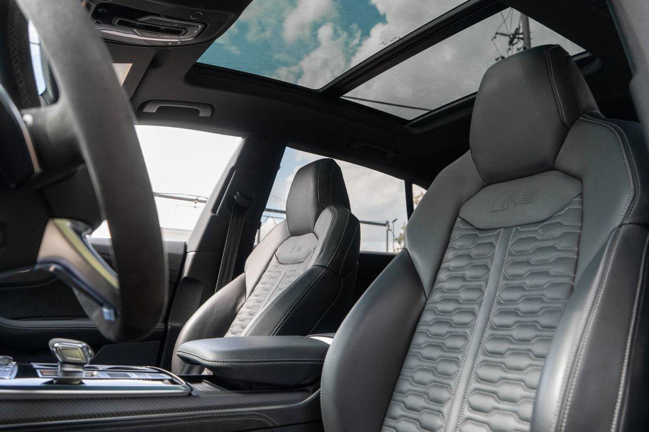 2023 Audi RS Q8  Photo