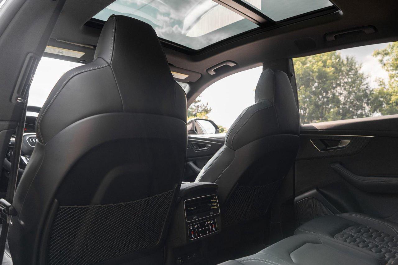 2023 Audi RS Q8  Photo