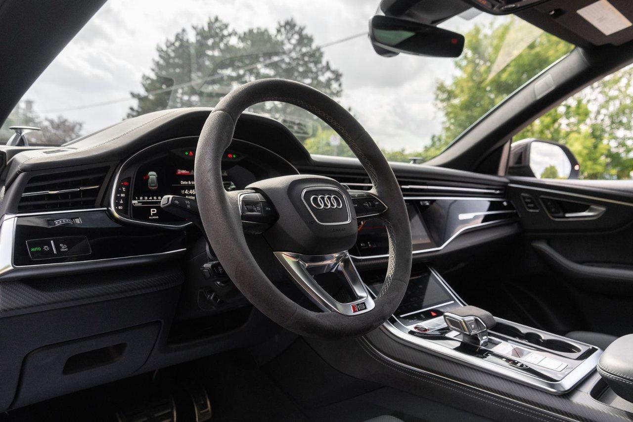 2023 Audi RS Q8  Photo