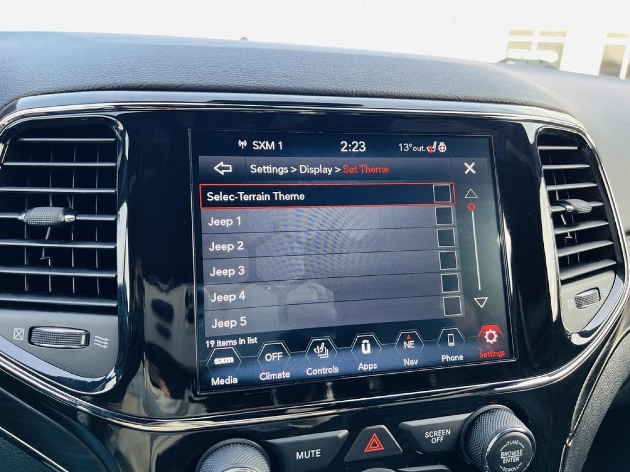 2021 Jeep Grand Cherokee Limited X 4WD Photo