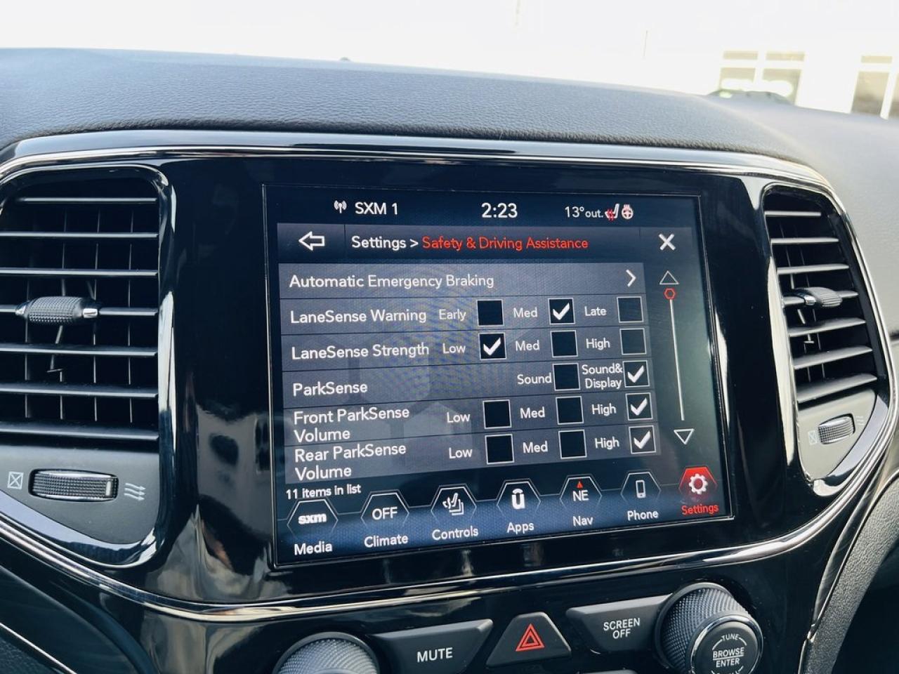 2021 Jeep Grand Cherokee Limited X 4WD Photo