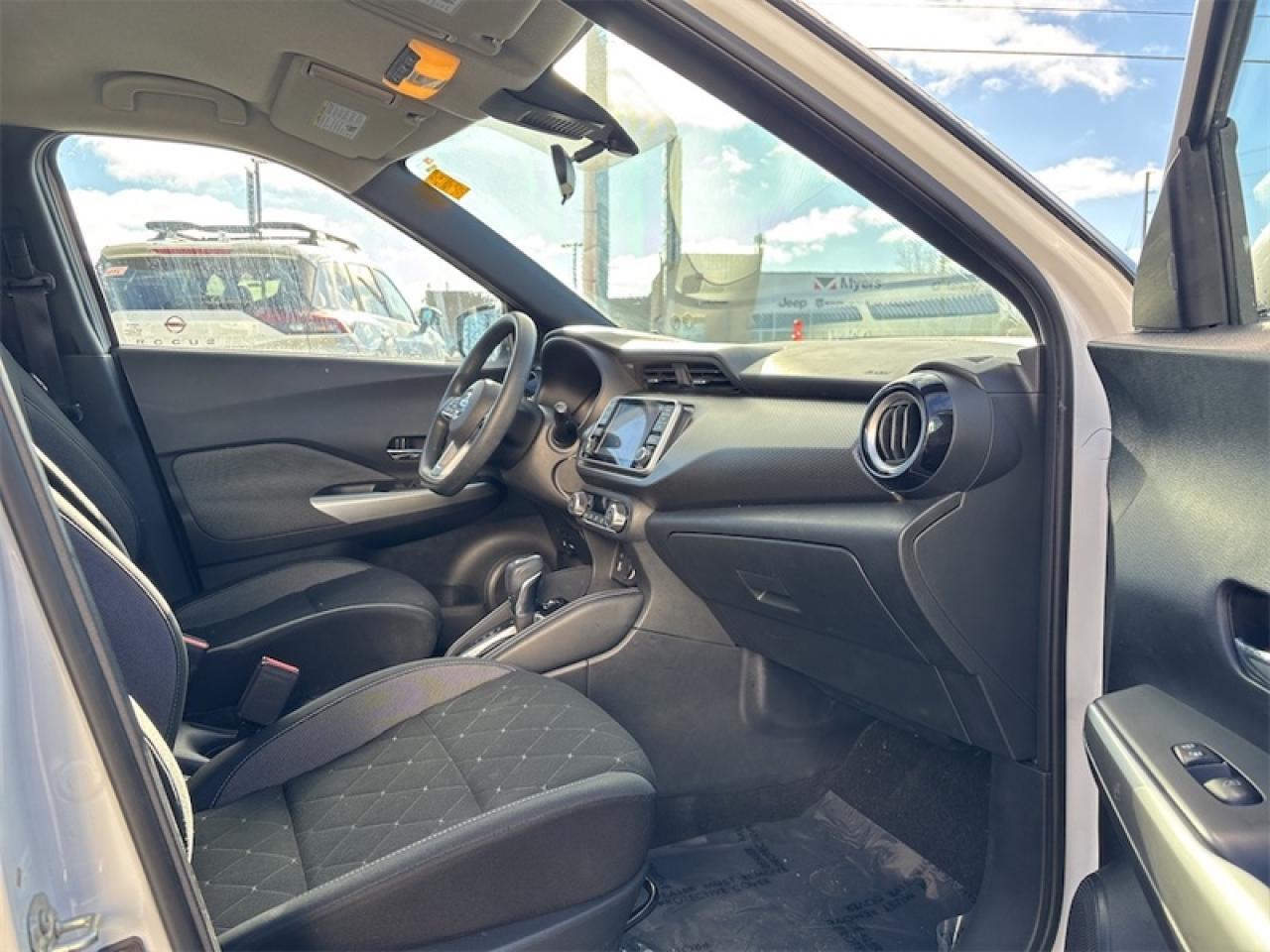 2020 Nissan Kicks SV  Low Mileage Lease Return Photo