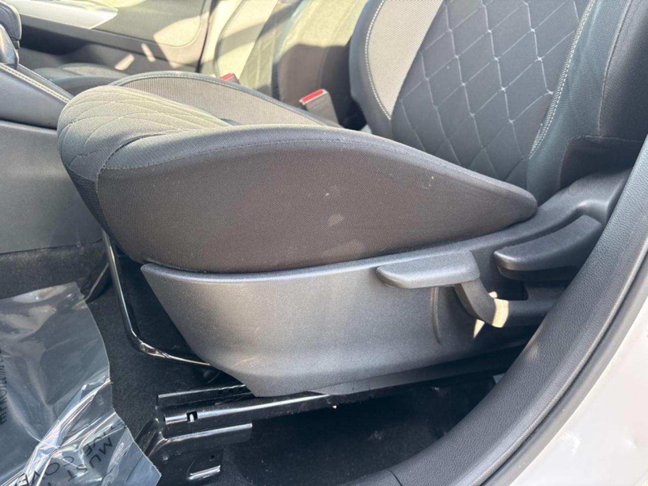 2020 Nissan Kicks SV  Low Mileage Lease Return Photo