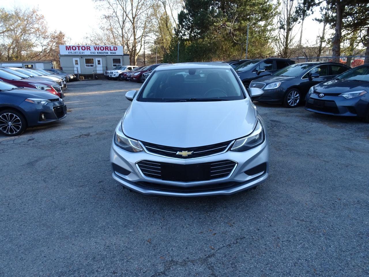 2018 Chevrolet Cruze LT - Photo #3