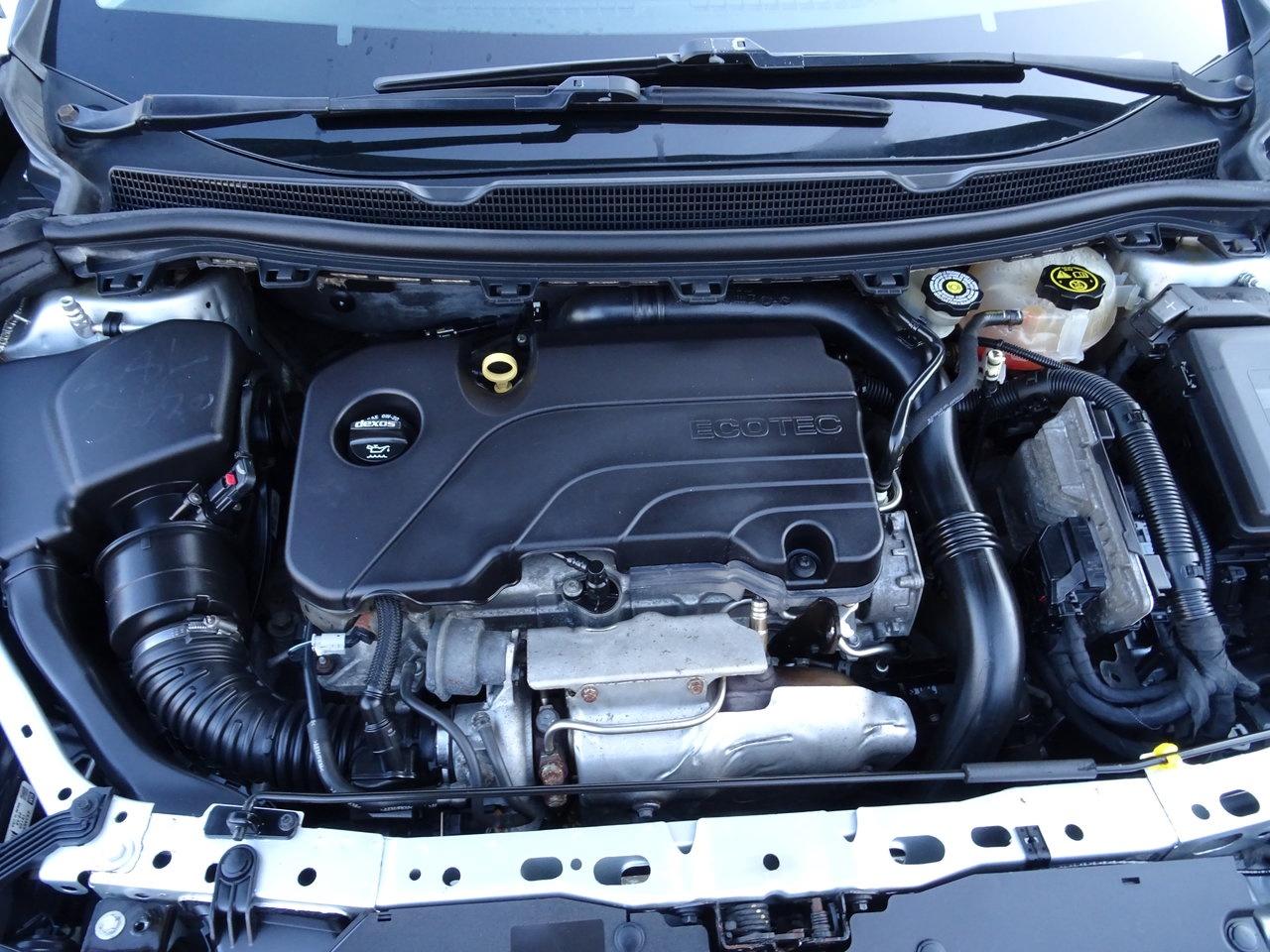 2018 Chevrolet Cruze LT - Photo #20