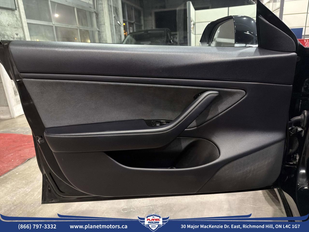 2019 Tesla Model 3 STANDARD RANGE PLUS Photo