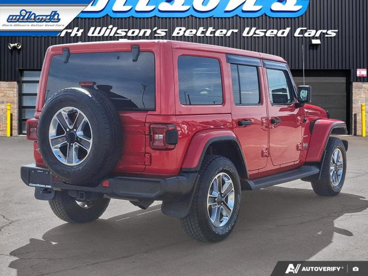 2021 Jeep Wrangler Unlimited Sahara | V6 | Leather | Tow Pkg | Nav | Adaptive Cruise | Alpine Audio | and More ! Photo4