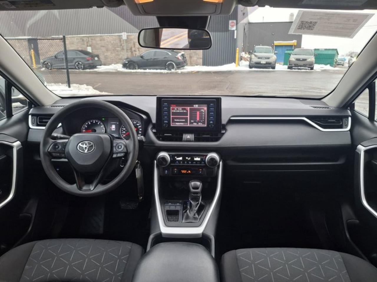 2021 Toyota RAV4 LE | Heated Seats | CarPlay + Android | Rear Camera | and More ! Photo