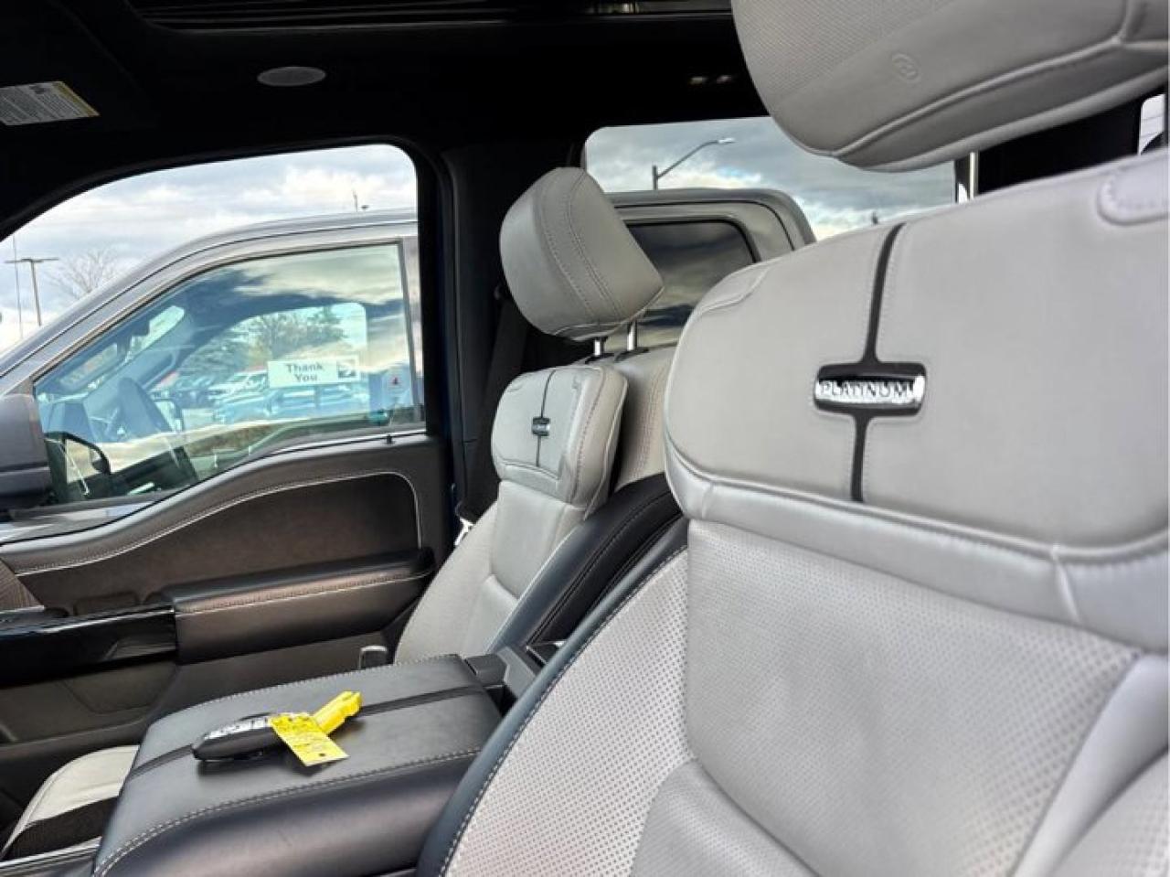 2022 Ford F-150 Lightning Platinum 4WD EV | Extended Range | Leather | Pano Roof | Nav | 360 Camera | Adaptive Cruise & More! Photo4