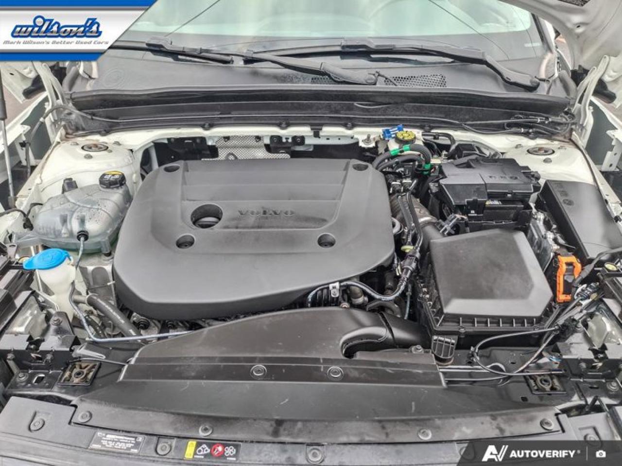 2023 Volvo XC40 Ultimate Dark Theme B5 AWD | Nav | Leather | Sunroof | Power Liftgate | Heated Seats | Photo