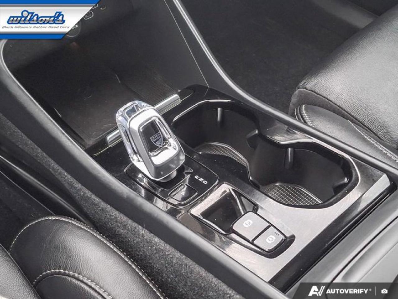 2023 Volvo XC40 Ultimate Dark Theme B5 AWD | Nav | Leather | Sunroof | Power Liftgate | Heated Seats | Photo