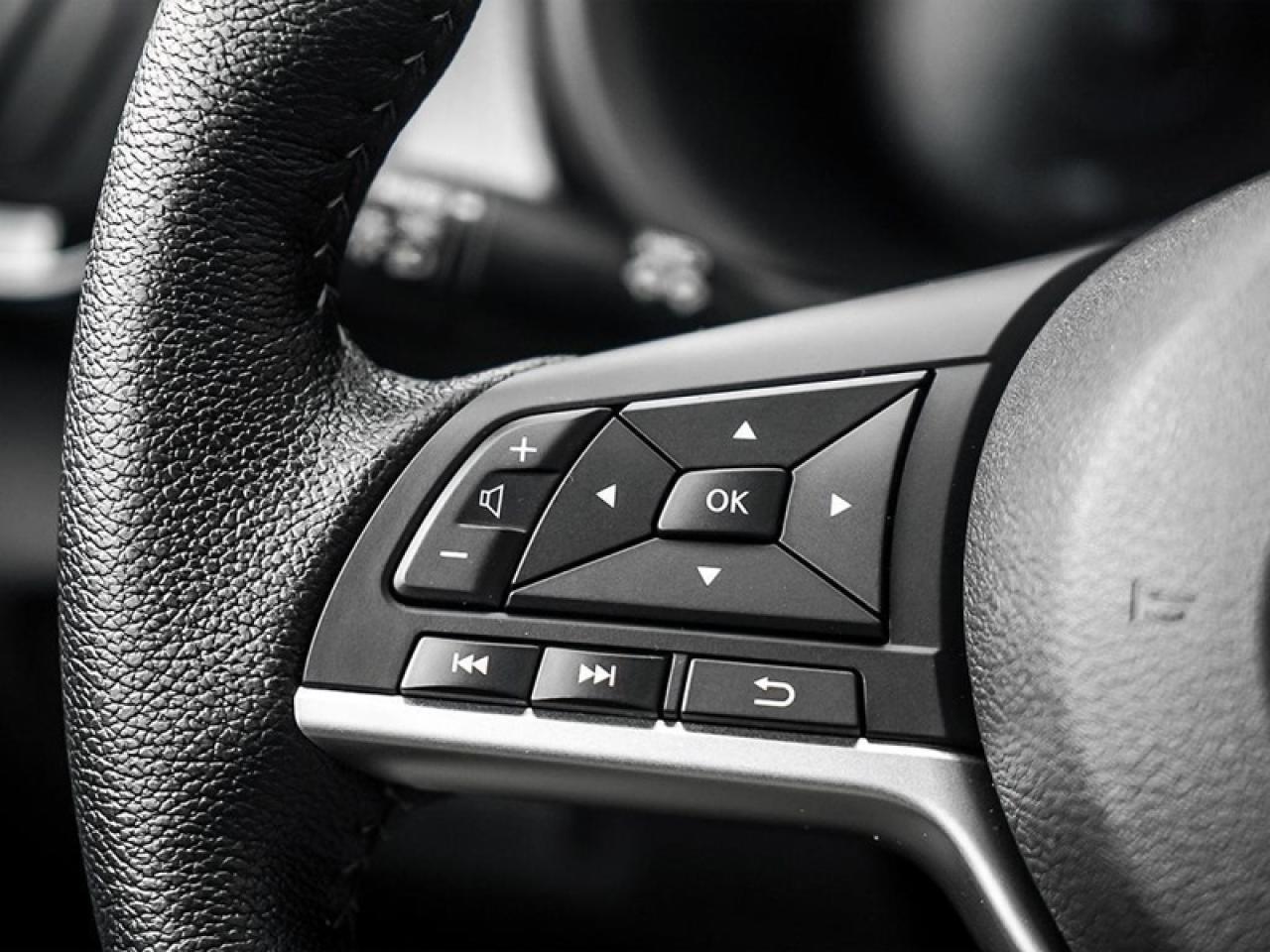 2025 Nissan Kicks Play SV  - Heated Seats -  Apple CarPlay Photo