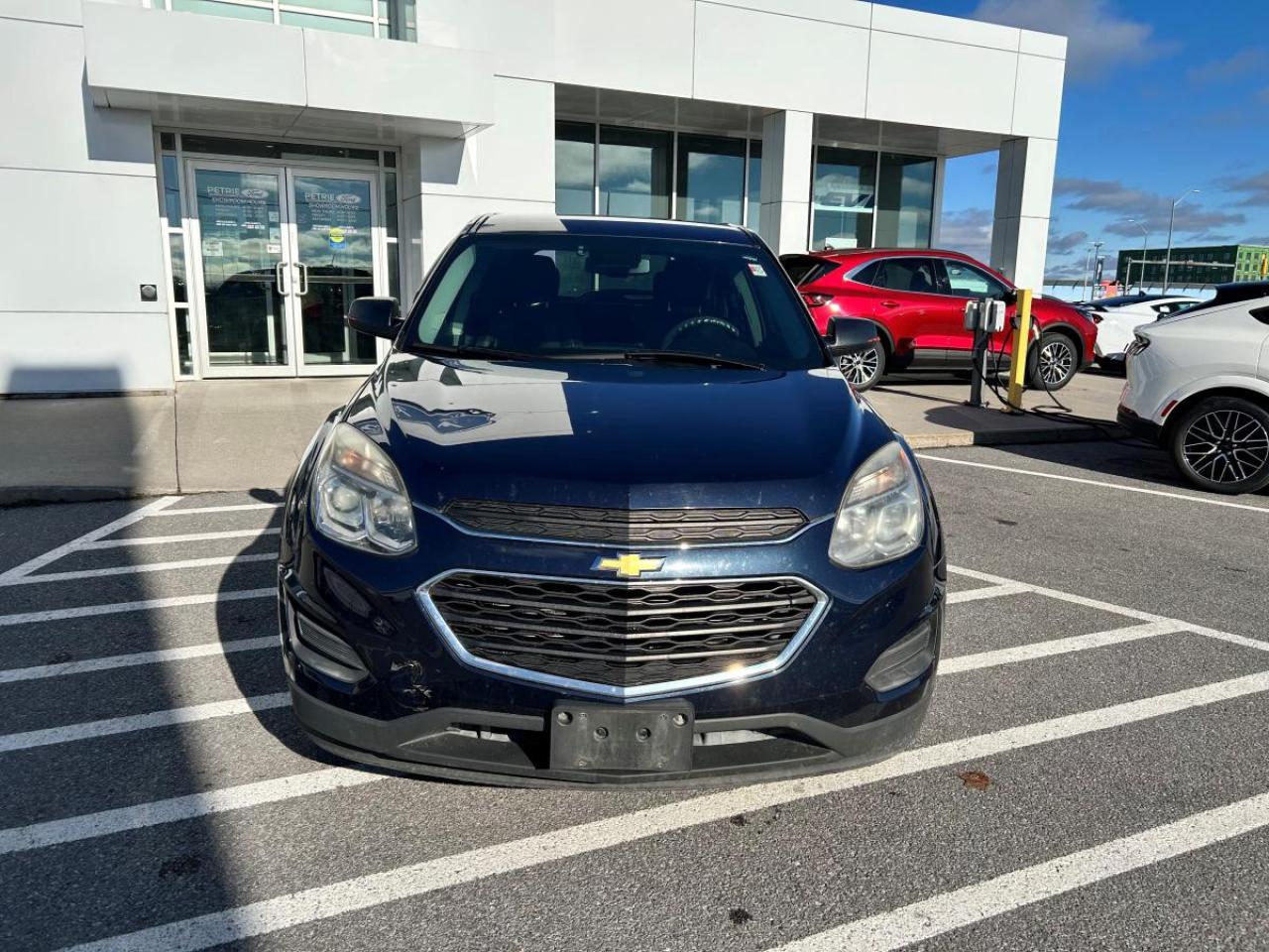 2016 Chevrolet Equinox LS Photo