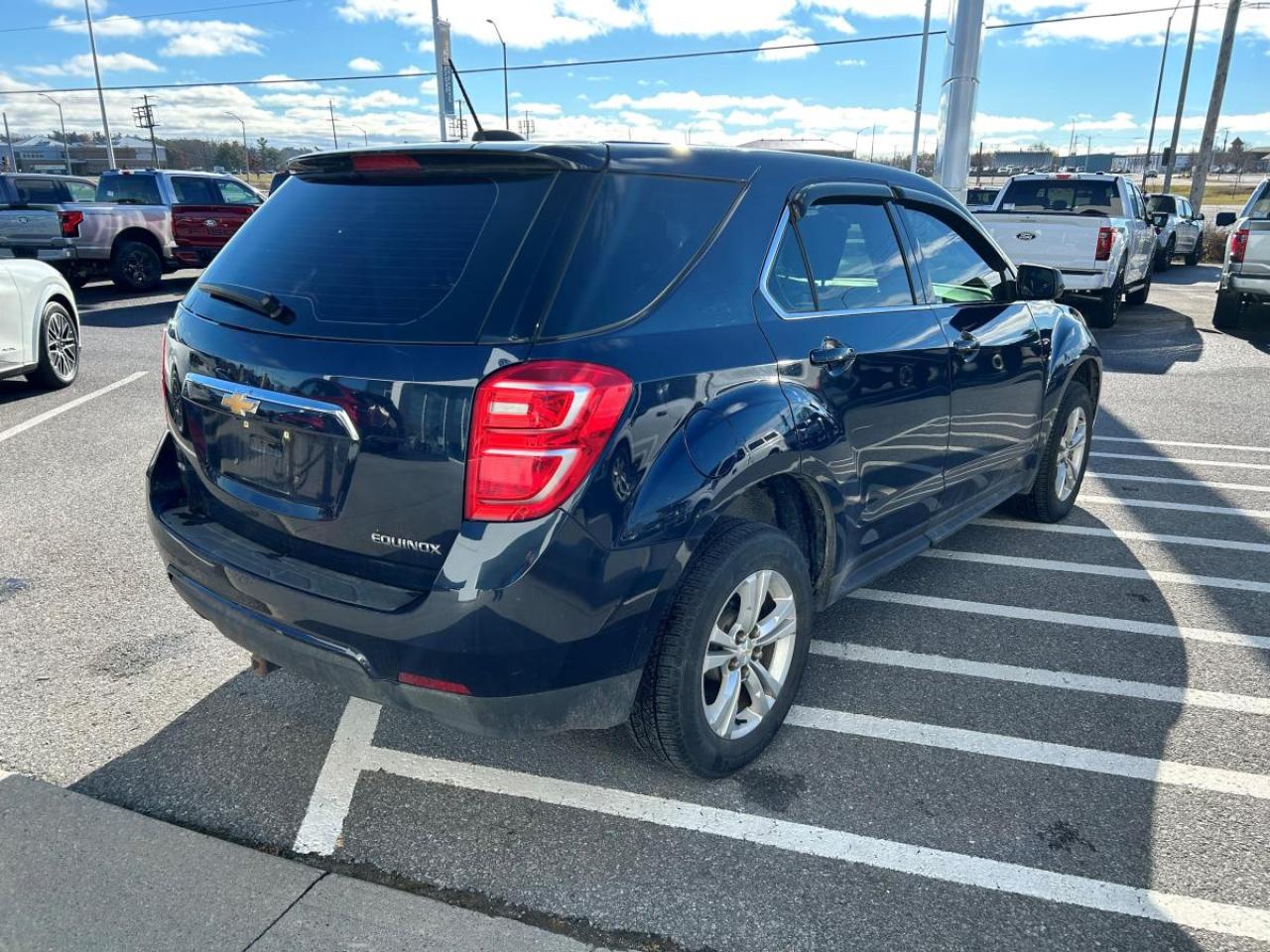 2016 Chevrolet Equinox LS Photo