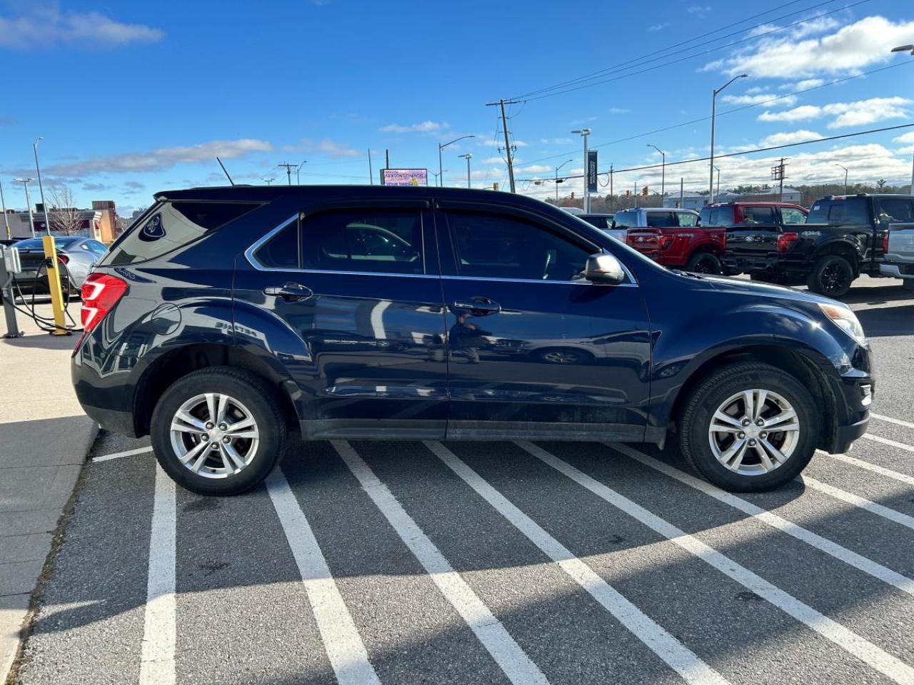 2016 Chevrolet Equinox LS Photo