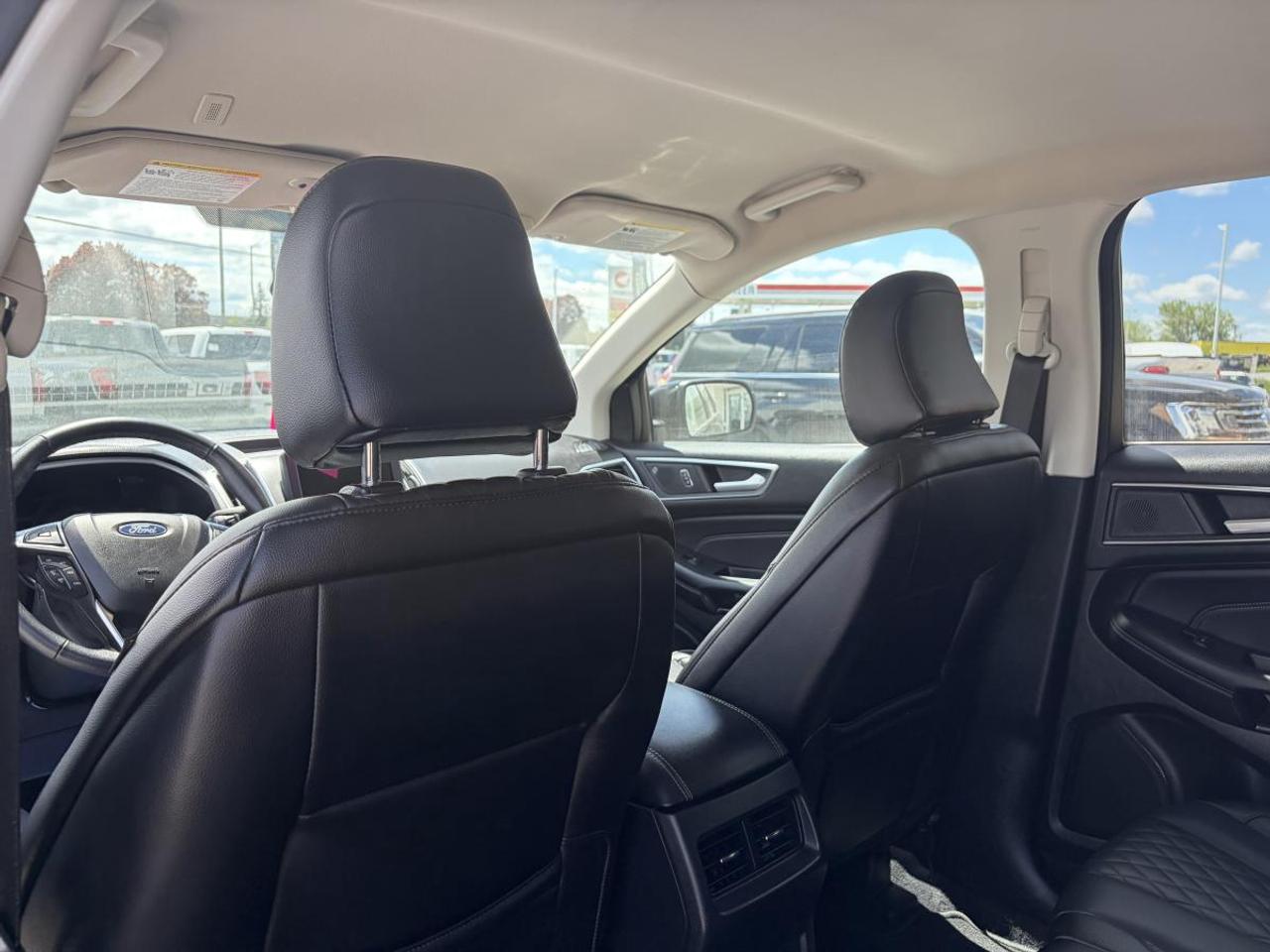 2023 Ford Edge Titanium Photo
