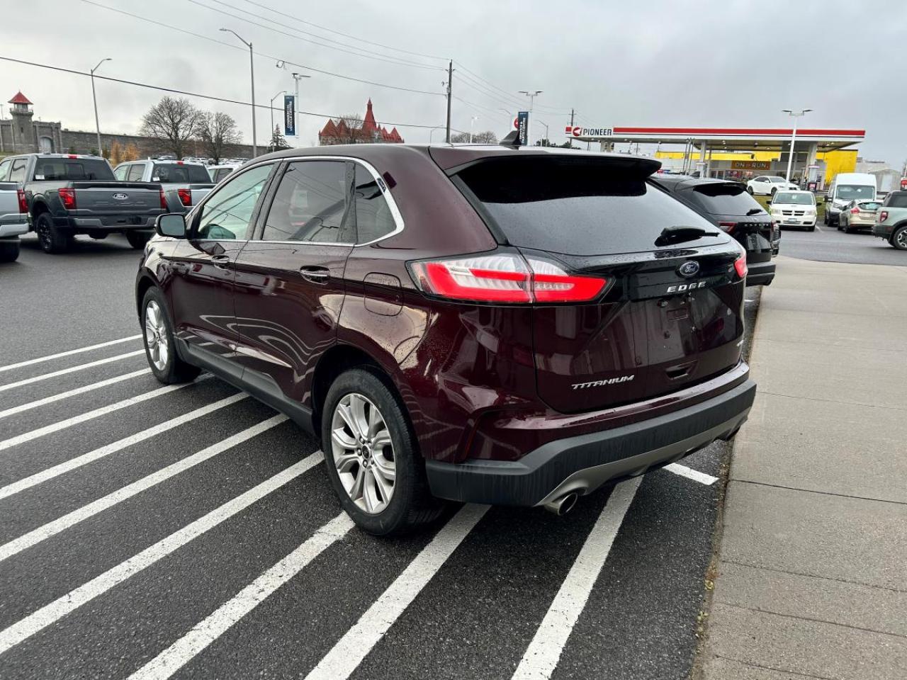 2023 Ford Edge Titanium Photo