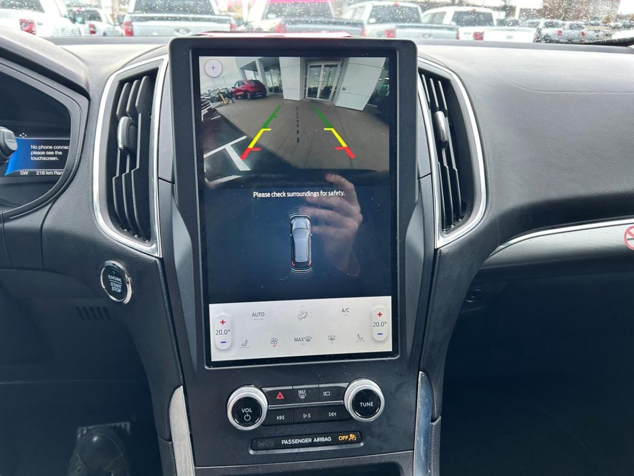 2023 Ford Edge Titanium Photo