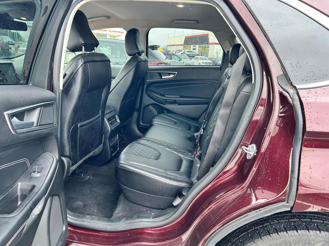 2023 Ford Edge Titanium Photo