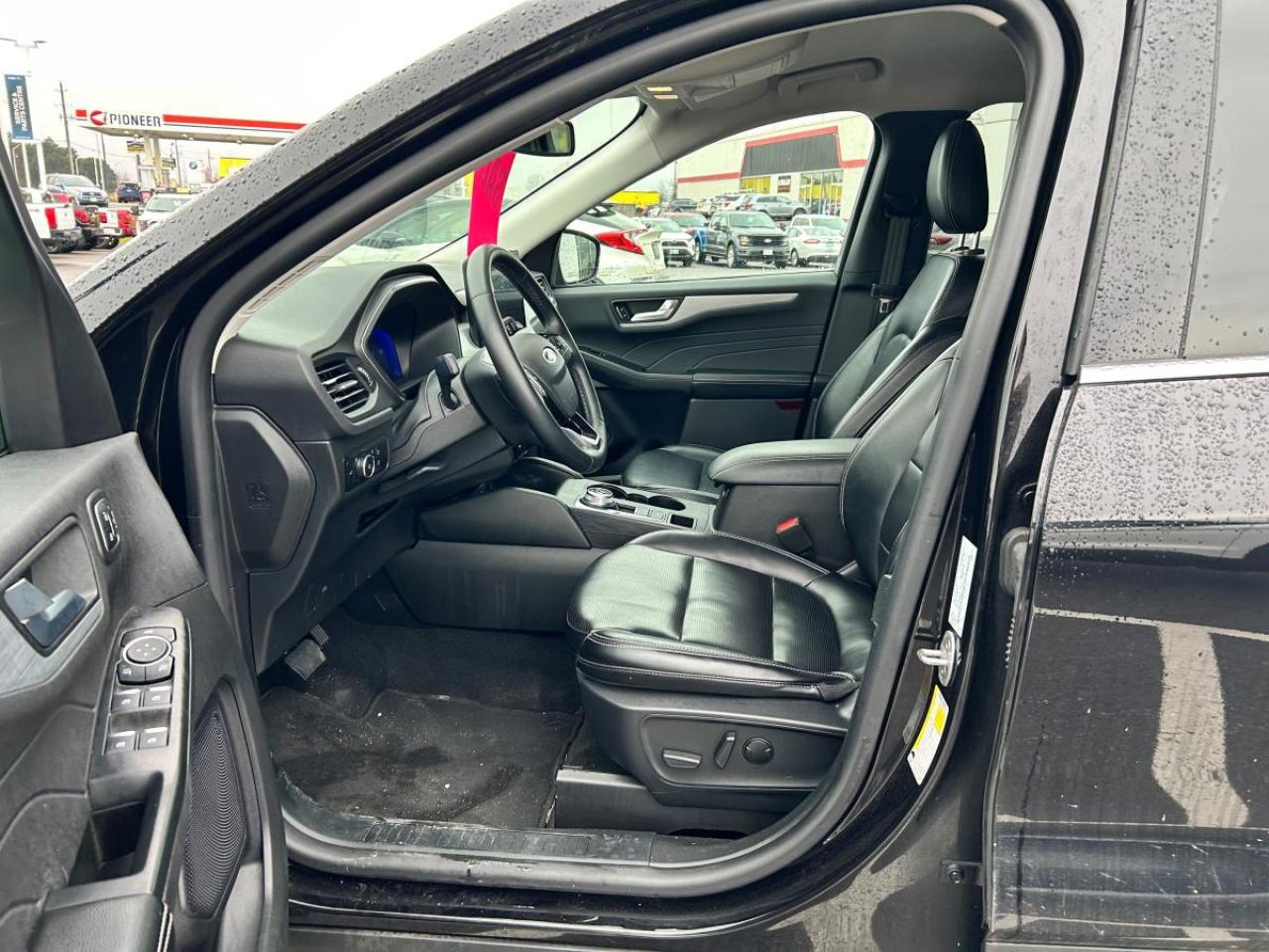 2024 Ford Escape Platinum Photo