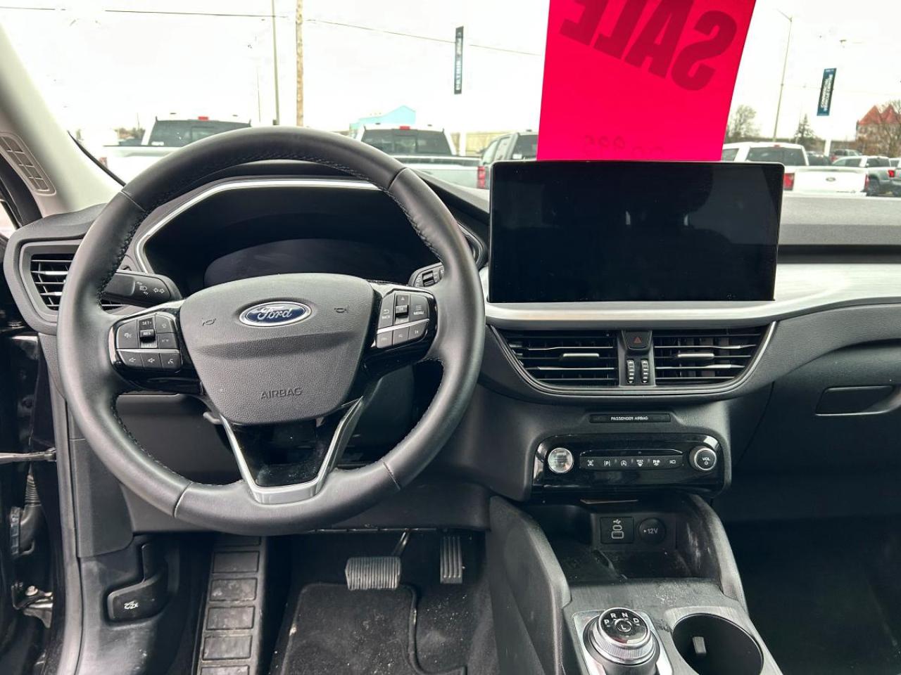 2024 Ford Escape Platinum Photo