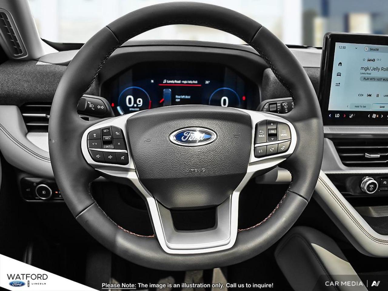 2025 Ford Explorer Active Photo