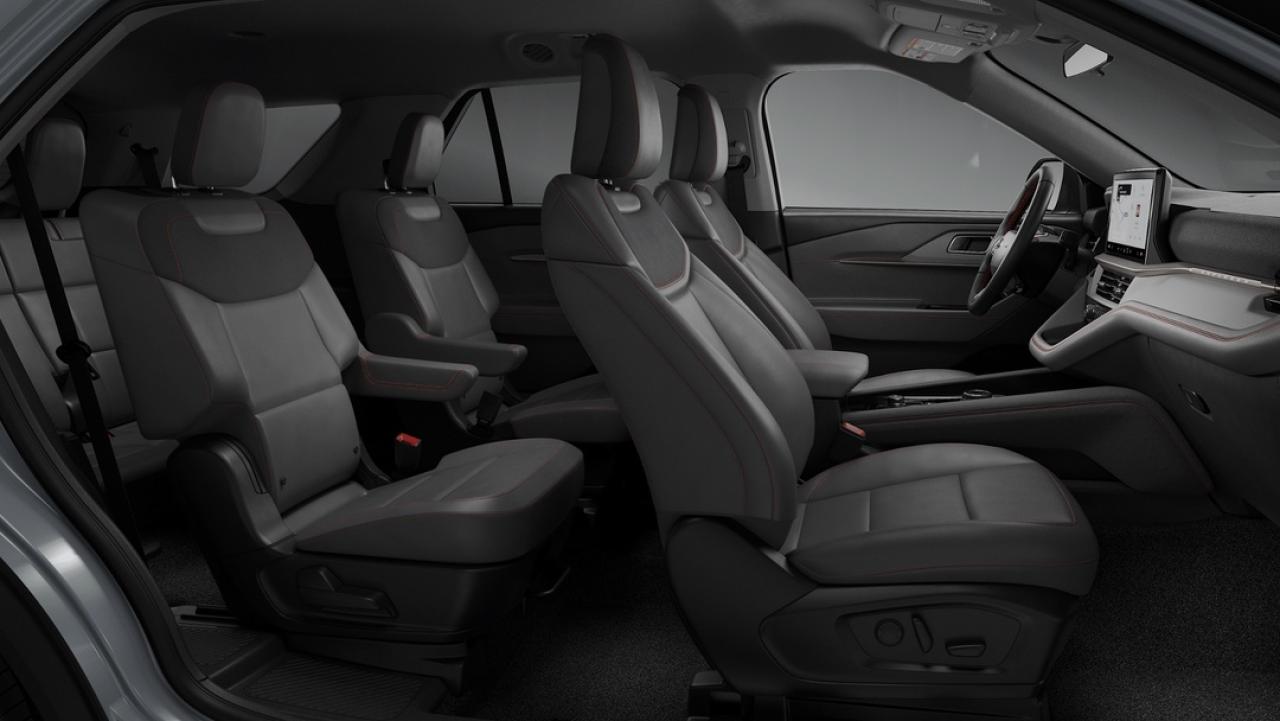 2026 Ford Explorer Active Photo