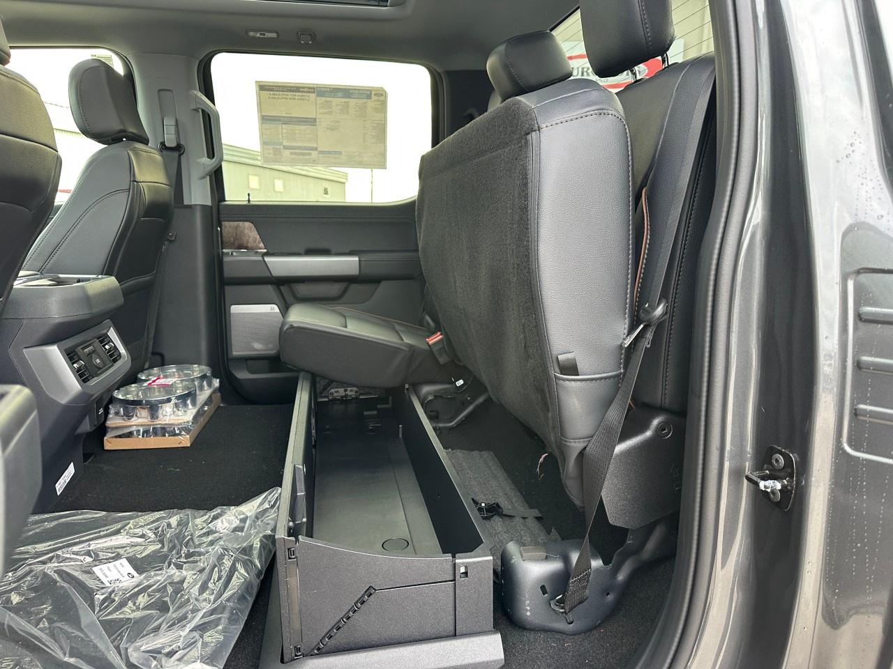 2026 Ford F-250 Super Duty SRW LARIAT 4WD CREW CAB 6.75' BOX Photo