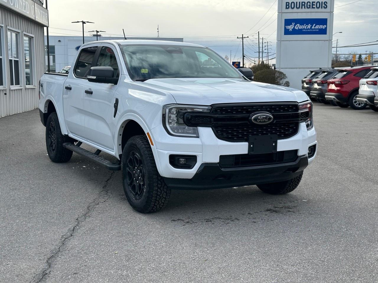 2025 Ford Ranger XLT 4WD SUPERCREW 5' BOX Photo3