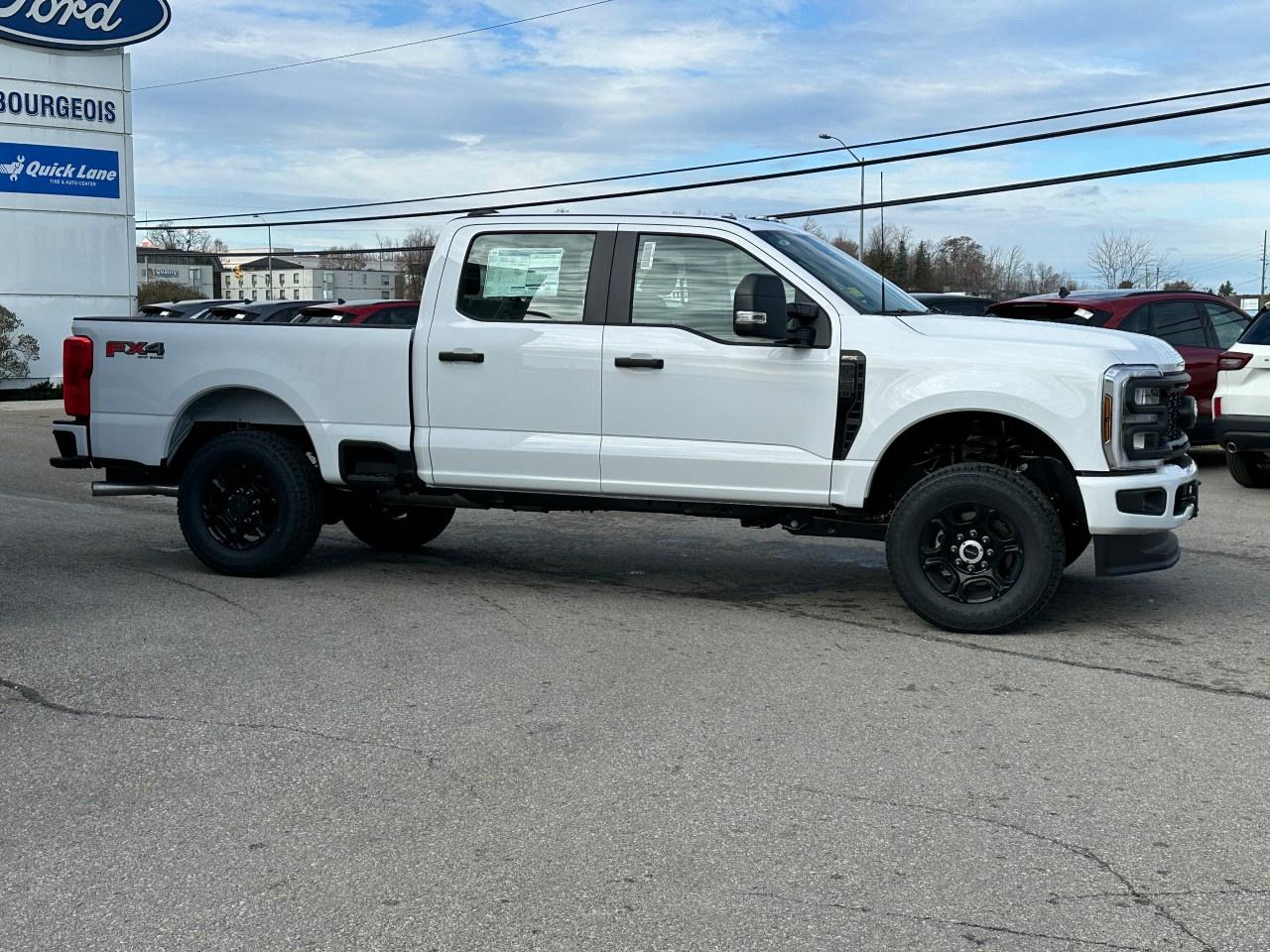 2026 Ford F-250 Super Duty SRW XL 4WD Crew Cab 6.75' Box Photo4