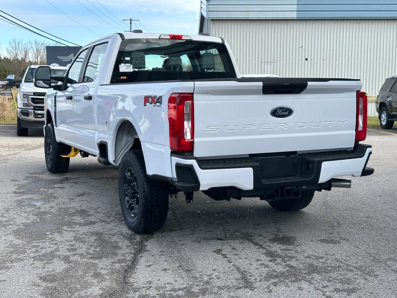 2026 Ford F-250 Super Duty SRW XL 4WD Crew Cab 6.75' Box Photo