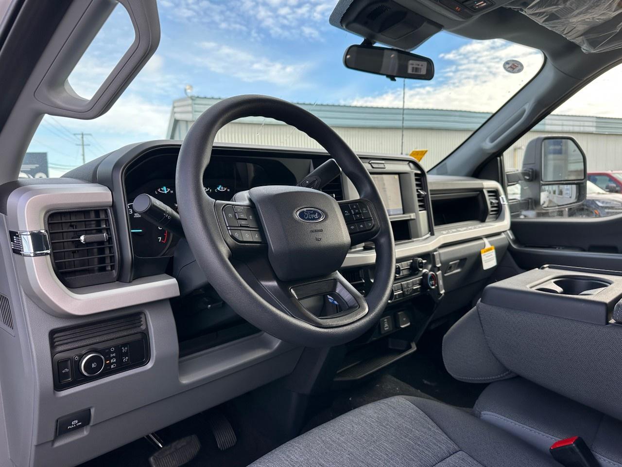 2026 Ford F-250 Super Duty SRW XL 4WD Crew Cab 6.75' Box Photo