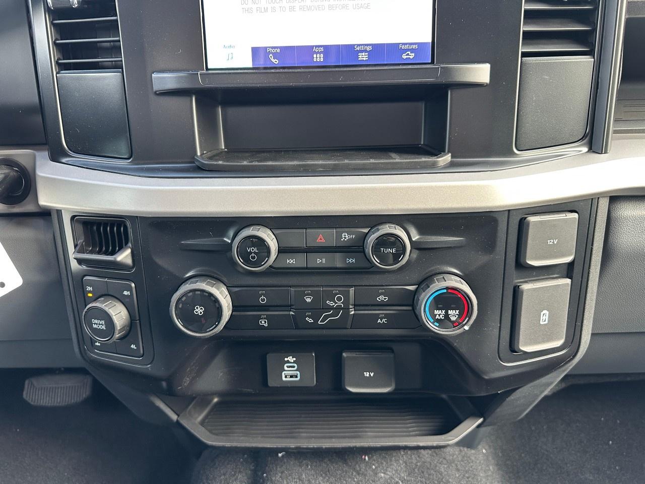 2026 Ford F-250 Super Duty SRW XL 4WD Crew Cab 6.75' Box Photo