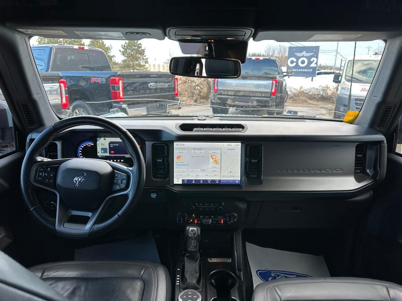 2022 Ford Bronco OUTER BANKS 4 DOOR 4X4 Photo