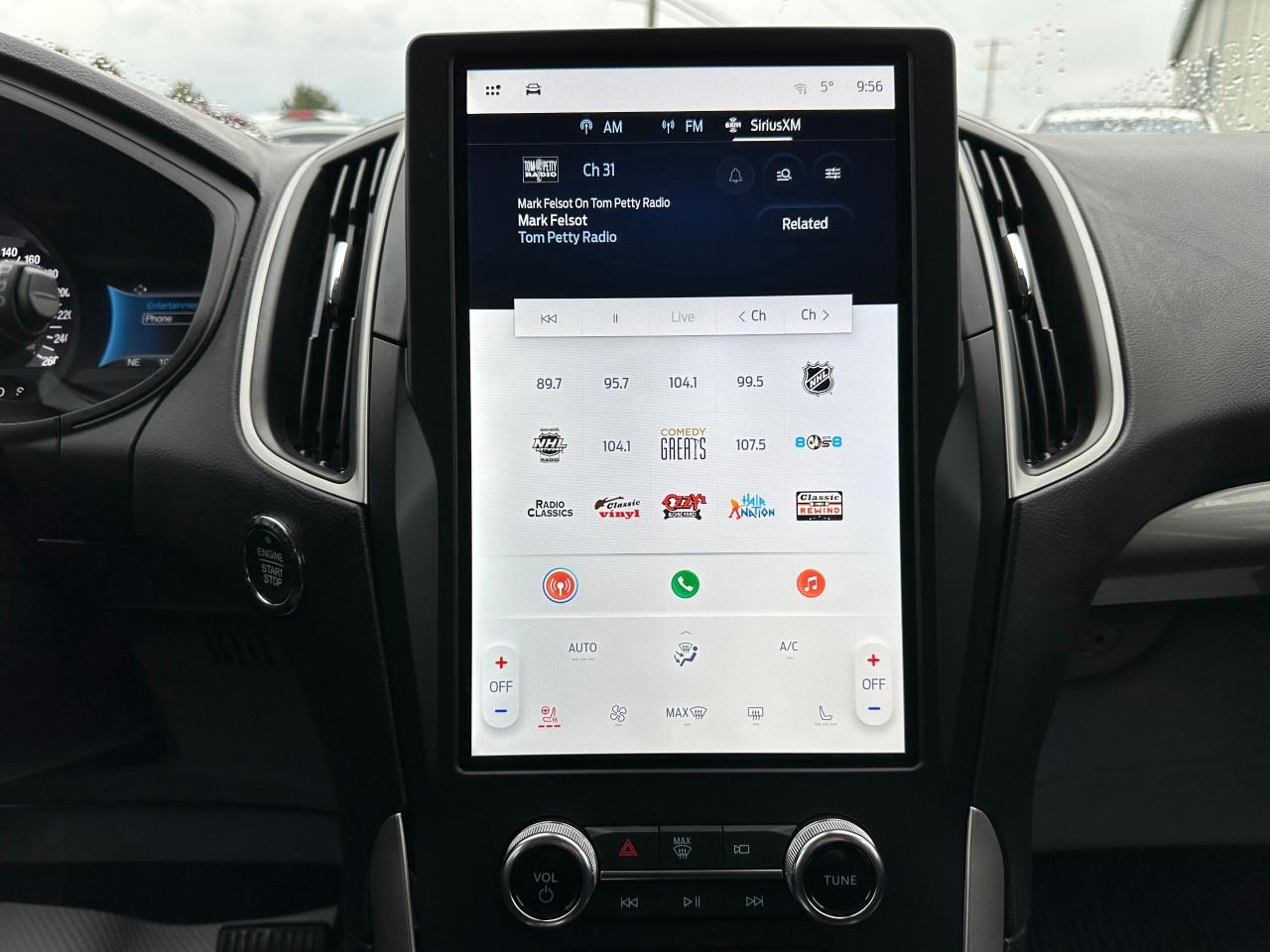 2024 Ford Edge SEL AWD Photo