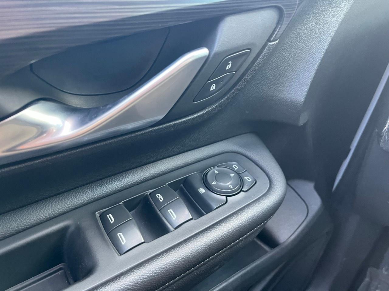 2022 GMC Terrain AWD SLE Photo