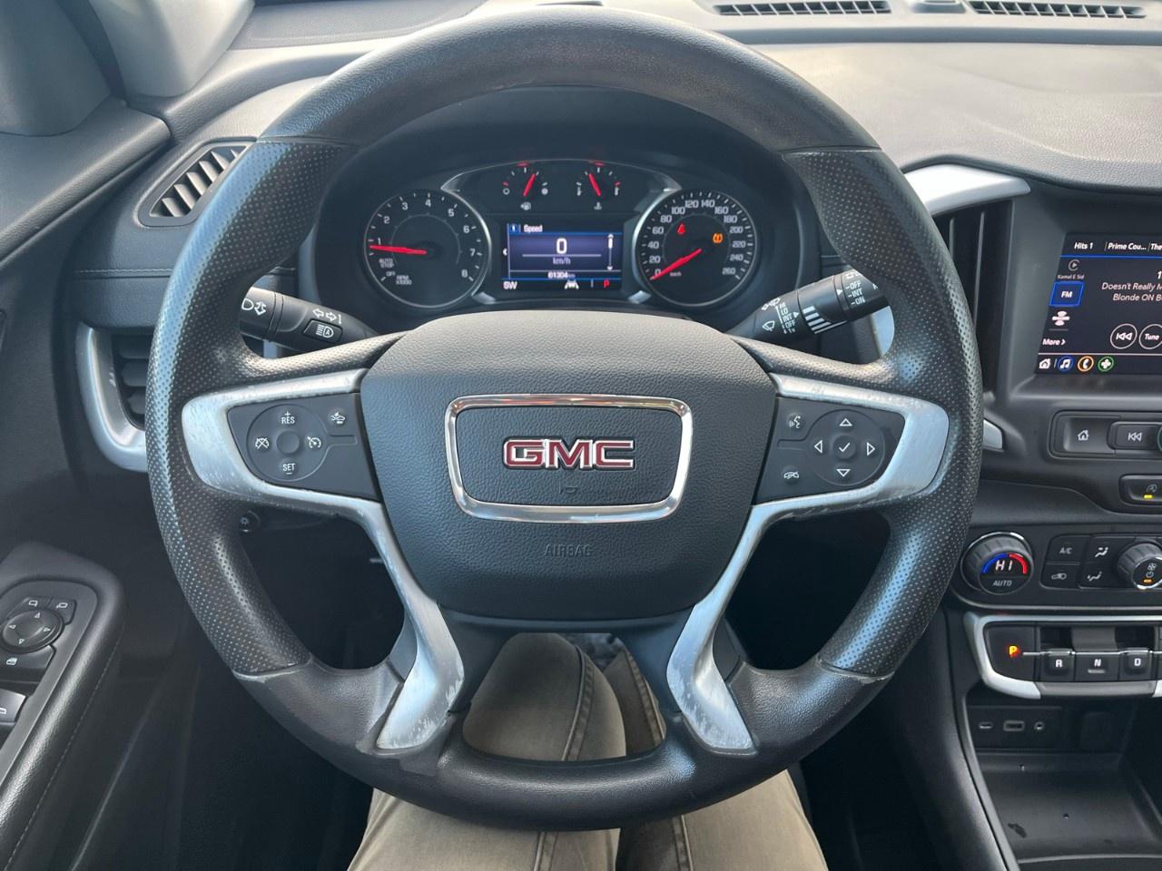 2022 GMC Terrain AWD SLE Photo