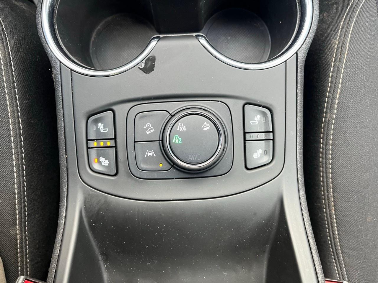 2022 GMC Terrain AWD SLE Photo