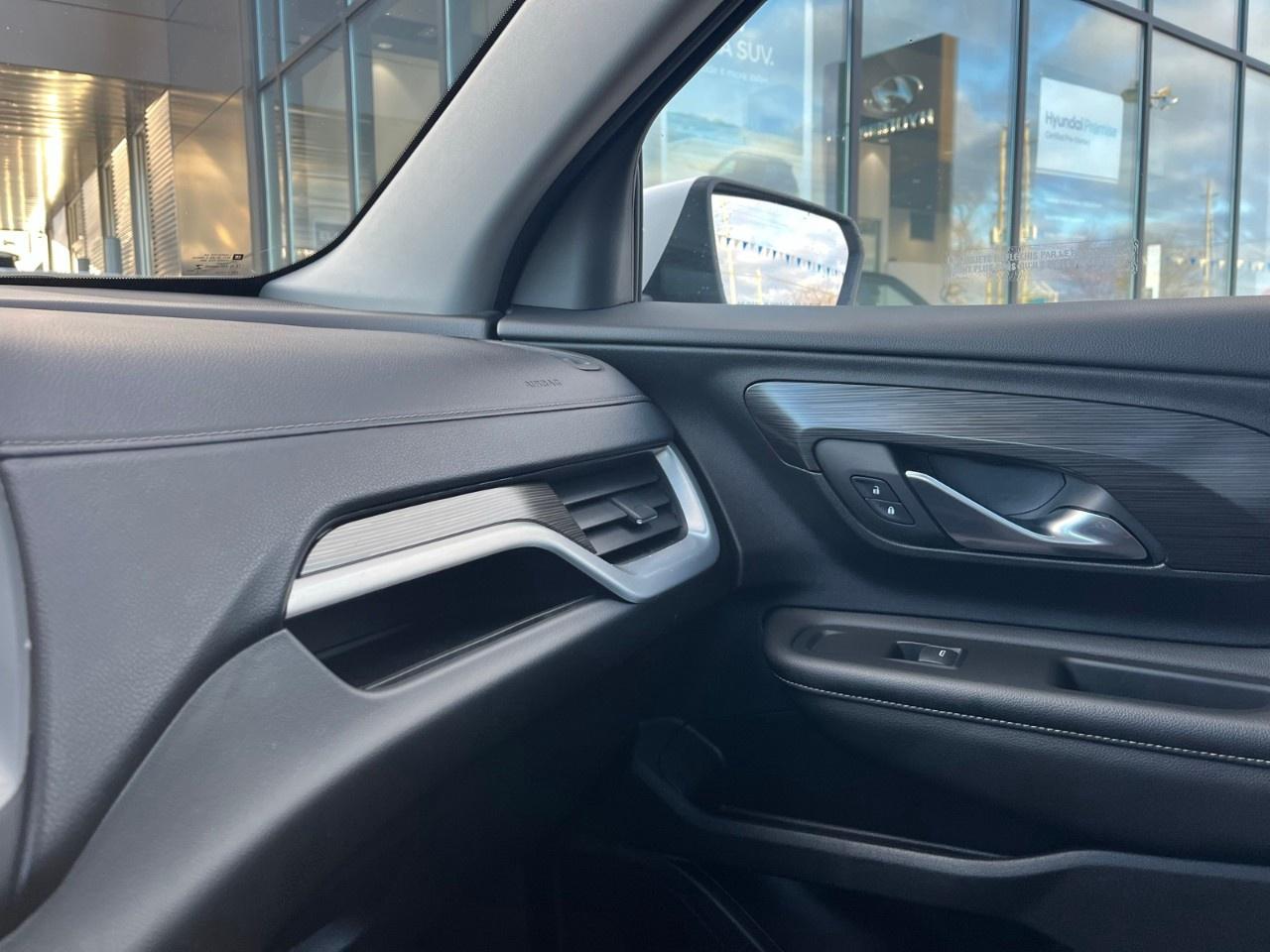 2022 GMC Terrain AWD SLE Photo