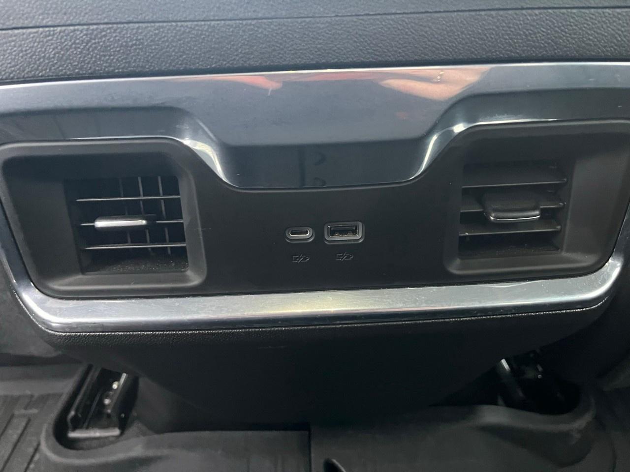 2023 GMC Sierra 1500 Crew Cab Standard Box 4-Wheel Drive Elevation Photo