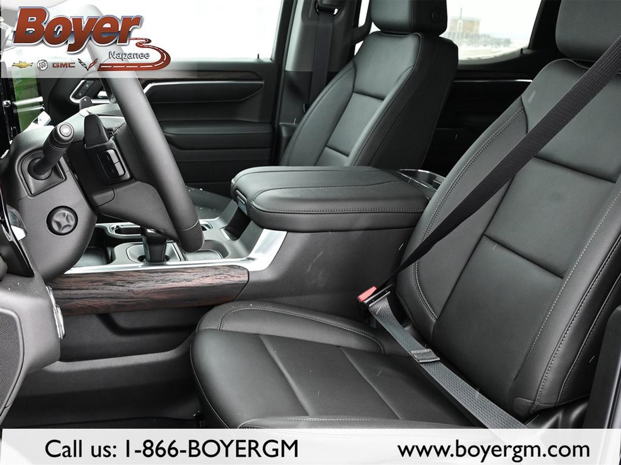 2026 GMC Sierra 1500 Crew Cab Short Box 4-Wheel Drive SLT Photo