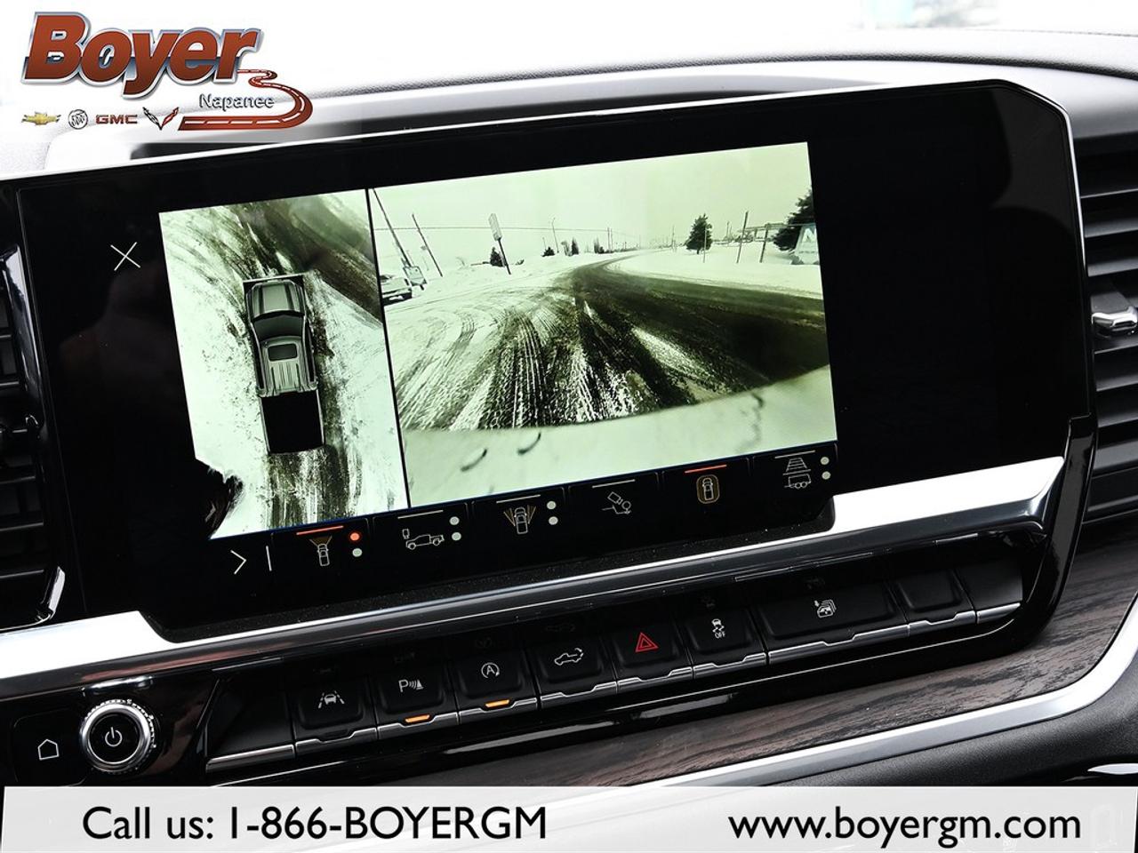 2026 GMC Sierra 1500 Crew Cab Short Box 4-Wheel Drive SLT Photo